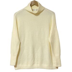 Chelsea & Theodore Sweater Women’s XS Light Yellow Pullover Casual Winter NWT